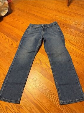 Classic women’s favorite fit  Blue Denim Jeans